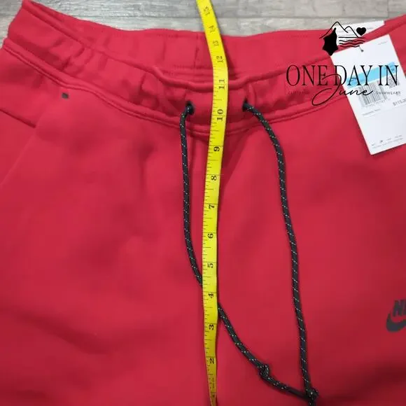 Nike Slim Fit Tapered Leg Jogger Pants Size M